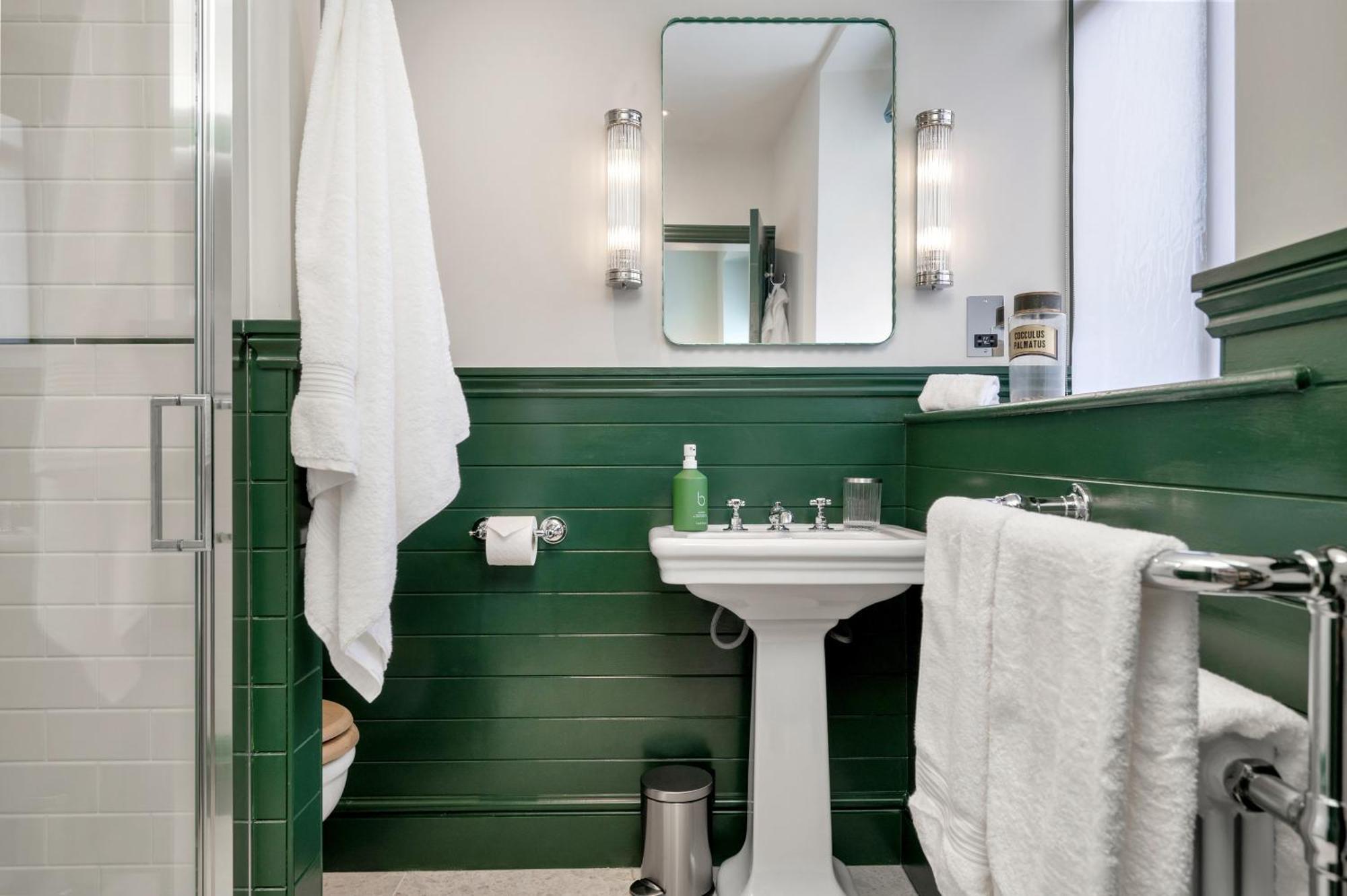 Отель The Nevill Arms Medbourne Экстерьер фото